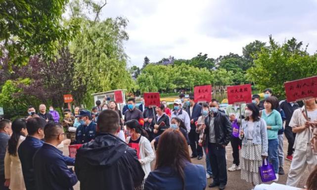 摩尔庄园手游红云龙舟雕像获得攻略
